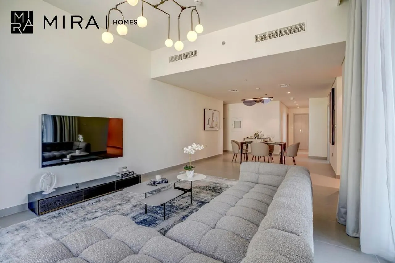 Mira Holiday Homes - Newly 1 Bedroom Plus Room With Sofa-Bed Near Dubai Mall 0*,