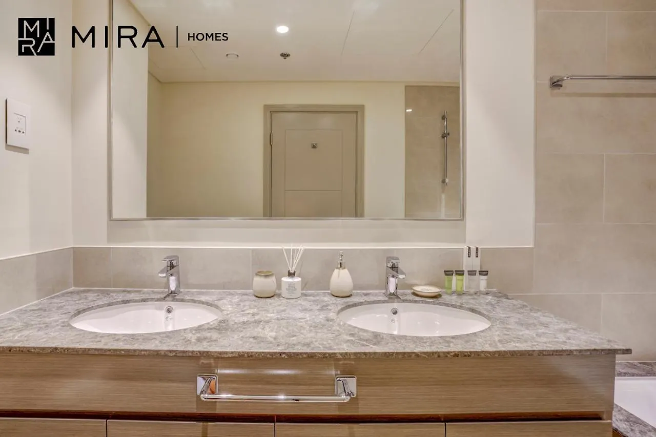 Apartment Mira Holiday Homes - Newly 1 Bedroom Plus Room With Sofa-Bed Near Dubai Mall